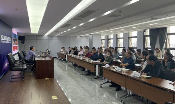 集团进行《民法典》知识专题培训